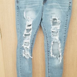 Old navy boyfriend skinny jean Size 16